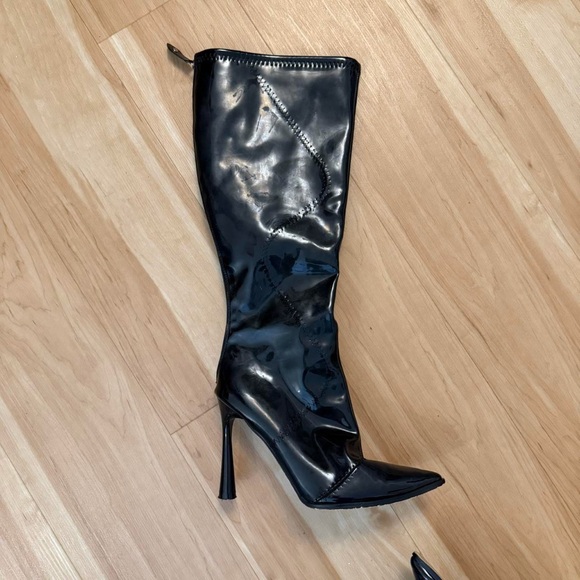 Black Patent Leather Knee-High Boots - Picture 5 of 7